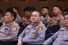 Pelayanan Polri Hadir Menjaga Keamanan, Kedamaian, dan Kekhidmatan Natal serta Tahun Baru, Melindungi Suasana Sosial-Spiritual Masyarakat