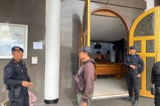 Amankan Obyek Vital dan Rumah Ibadah, Detasemen Gegana Brimob Kaltim Gelar Patroli Lilin Mahakam 2025