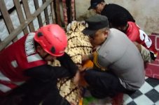 Respon Laporan Warga Mengenai Penemuan Mayat di Balikpapan Selatan, Batalyon A Brimob Kaltim Gerak Cepat Bantu Evakuasi