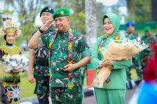 Pangdam VI/Mlw laksanakan kunjungan kerja ke Satuan Yonif 600/Modang