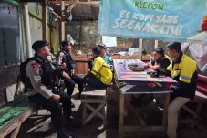 Cegah Gangguan Kamtibmas dan Curanmor, Brimob Kaltim Intensifkan Patroli Sambang Warga di Samarinda