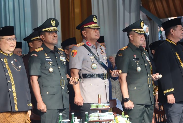 Kapolda Kaltim Hadiri Upacara Peringatan HUT ke-69 Provinsi Kalimantan Timur
