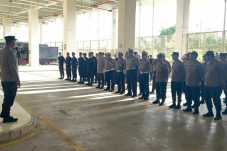 Kawal Ketat Liga 2 di Batakan, Personel Anti Anarkis Brimob Kaltim Pastikan Laga Persiba vs Persipura Aman