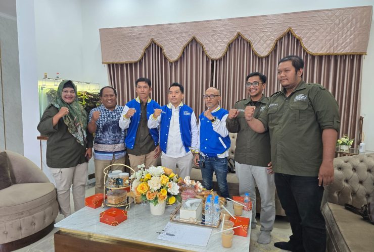 SMSI Balikpapan Audiensi dengan Ketua DPRD, Perkuat Sinergi Pers dan Legislatif