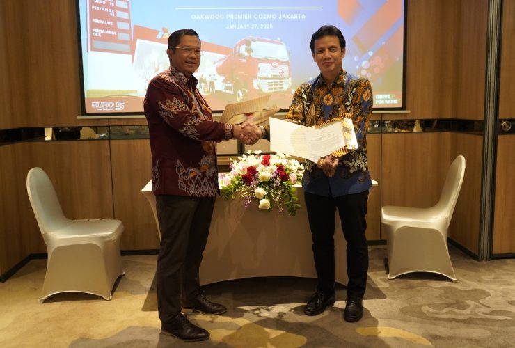 Astra UD Trucks dan Pertamina Patra Niaga Perkuat Keandalan Logistik Energi Nasional melalui Kemitraan Strategis Armada Niaga