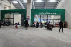 Jaga Kondusivitas Stadion Batakan, Brimob Kaltim Amankan Laga Sengit Persiba Balikpapan Kontra Deltras Sidoarjo