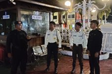 Jaga Kondusivitas Objek Vital, Personel Gegana Satbrimob Polda Kaltim Gelar Patroli Malam