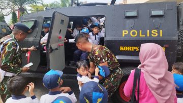 Kegiatan Edukasi, Batalyon A Brimob Kaltim Terima Kunjungan TK Sandhy Putra, TK Filia dan TK Ekadyasa