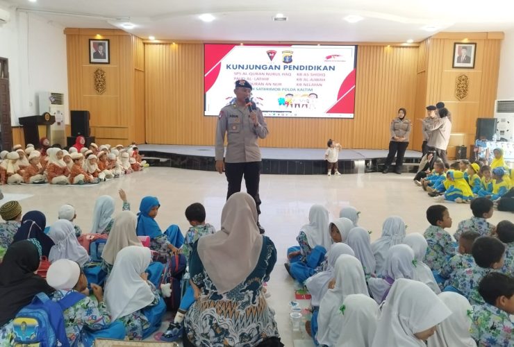 Batalyon A Brimob Kaltim Terima Kunjungan Edukasi Siswa TK dan PAUD di Balikpapan