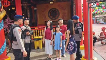 Brimob Polda Kaltim Kawal Khidmatnya Imlek 2026 di Samarinda, Ibadah Berlangsung Aman dan Kondusif