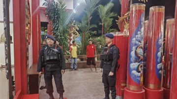 Jaga Kondusifitas Saat Imlek, Batalyon A Brimob Kaltim Patroli Klenteng dan Vihara di Kota Balikpapan