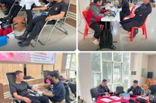 Sambut Ramadhan dengan Kepedulian, Personel Batalyon B Pelopor Gelar Donor Darah di Samarinda Seberang