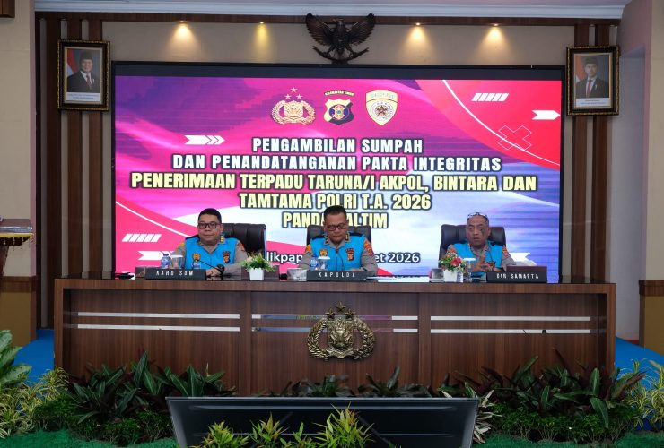 Kapolda Kaltim Pimpin Pengambilan Sumpah dan Pakta Integritas Penerimaan Polri TA 2026