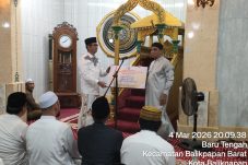 Di Pesisir Balikpapan Barat, Wali Kota Tekankan Ramadan sebagai Waktu Introspeksi dan Kepedulian