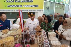 BPOM Balikpapan Ingatkan Pedagang Perhatikan Kedaluwarsa Produk Parcel Lebaran