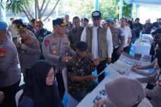 Polri Gelar Bakti Kesehatan dan Pangan Murah Serentak, Sentuh Ojol hingga Buruh Menjelang Idulfitri