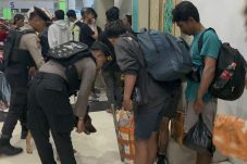 Patroli Polsatwa Ditsamapta Polda Kaltim Perketat Pengamanan di Pelabuhan Semayang Balikpapan