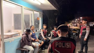 Patroli Dialogis dan Pengamanan Sahur, Dit Samapta Polda Kaltim Perkuat Keamanan di Balikpapan