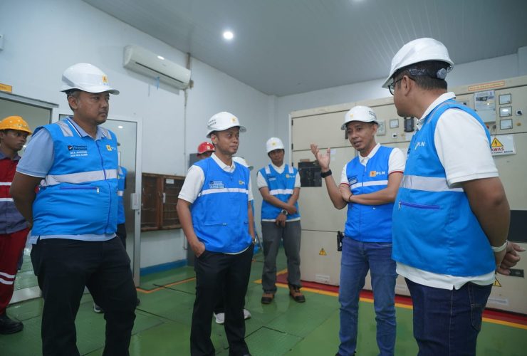 Pantau Kesiapan Posko Siaga, GM PLN UID Kaltimra Pastikan Kesiapan Pasokan dan Sistem Kelistrikan Sambut Idulfitri 1447 H