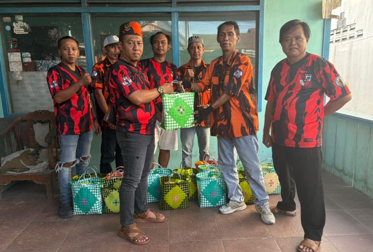 Ardiansyah Pimpin Aksi Berbagi Parsel, Pemuda Pancasila Balikpapan Utara Tebar Kepedulian Jelang Lebaran