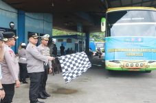 Polresta Samarinda Berangkatkan 152 Pemudik dalam Program Mudik Gratis 2026