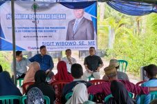 DPRD Kaltim Dorong Transparansi Anggaran, Warga Teritip Diajak Aktif Kawal Pembangunan