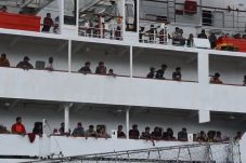 Ribuan Pemudik Kembali, Arus Balik di Pelabuhan Semayang Mulai Memuncak