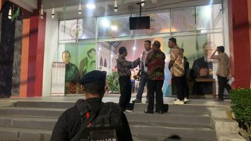 Brimob Kaltim Perketat Pengamanan Sabtu Sunyi, Ribuan Jemaat Gereja KM 15 Dijaga Ketat