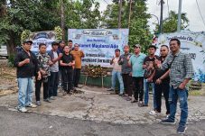 VJB Takziah ke Rumah Duka Ade Maulana di Surabaya, Ketua KJJT Dikenang Sosok Panutan