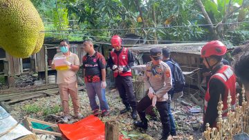 Penemuan Mayat Pria di Balikpapan, Brimob dan Inafis Lakukan Evakuasi