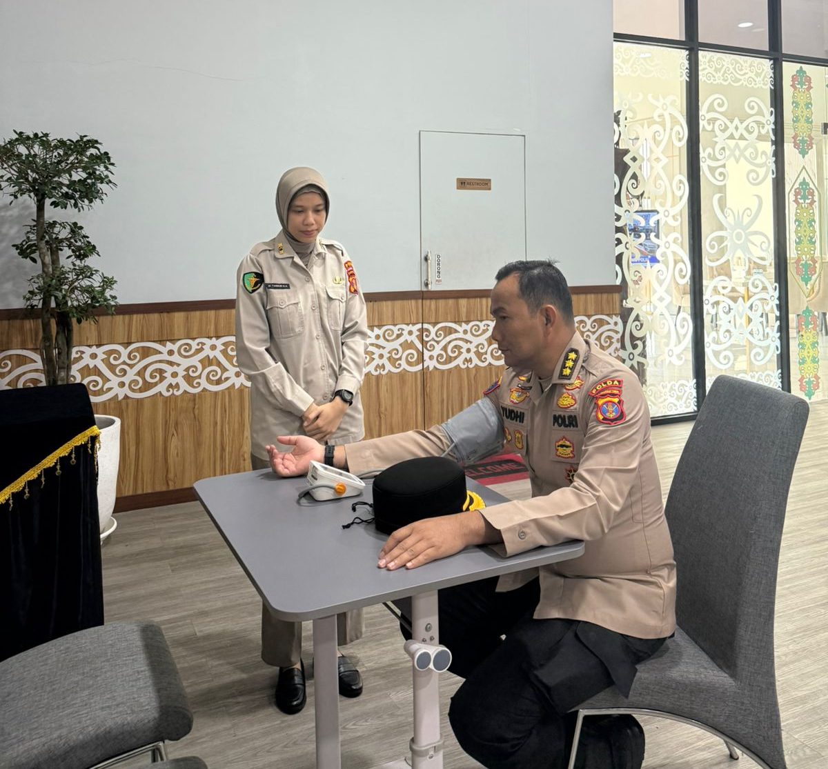 Biddokkes Polda Kaltim Hadirkan Layanan Kesehatan Terpadu, Dukung Kesiapan Personel dalam Pelaksanaan Tugas