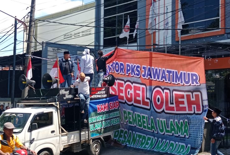 Tak Cukup Minta Maaf, AMI Tekan PKS Pecat Aboe Bakar ! Wajib Sujud Maaf ke Ulama Madura