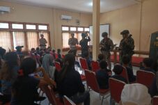 Kenalkan Sosok Polisi Humanis, Brimob Berau Sambut Kunjungan Edukasi TK Bhakti Bersama