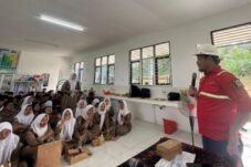 Bukti Komitmen Berkelanjutan, PT HPU Launching Program SATRIA di Sekolah