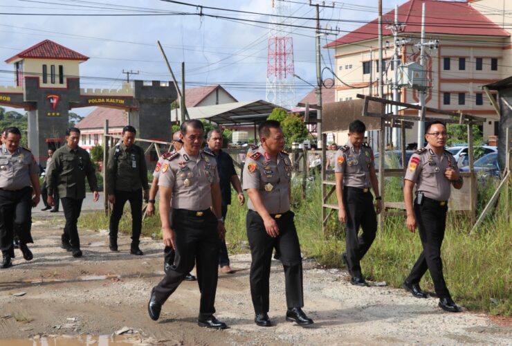 Kapolda Kaltim Tinjau Progres Pembangunan Sarpras di KM 13 Balikpapan