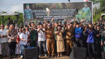 Kodam VI/Mulawarman Pecahkan Rekor MURI Lewat Penanaman 10.100 Pohon di Kutai Barat