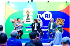 Kapolresta Kupang Kota Jenguk Anggota yang Terluka Saat Layani Aksi Unjuk Rasa, Tegaskan Kepedulian dan Solidaritas