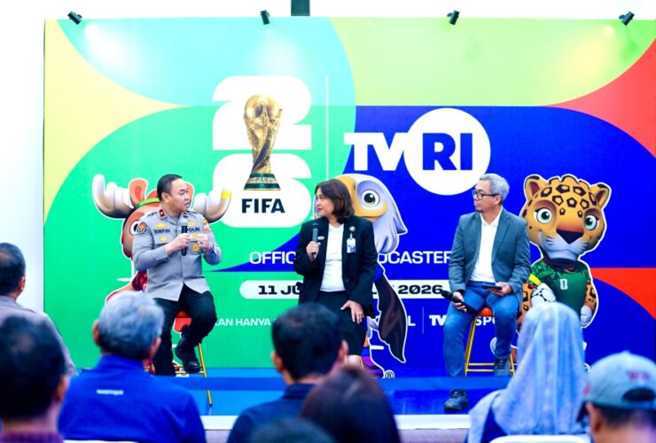 Kapolresta Kupang Kota Jenguk Anggota yang Terluka Saat Layani Aksi Unjuk Rasa, Tegaskan Kepedulian dan Solidaritas