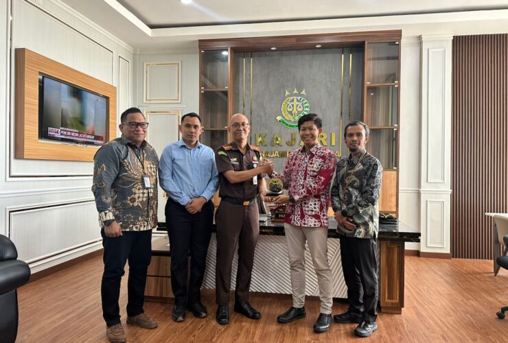 PLN UIP KLT Gandeng Kejari PPU Perkuat Pengawasan Program Kelistrikan di Kawasan IKN