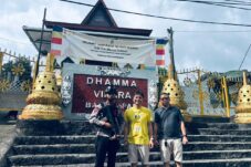 Gegana Satbrimob Polda Kaltim Amankan Perayaan Waisak di Tiga Wihara Kota Balikpapan
