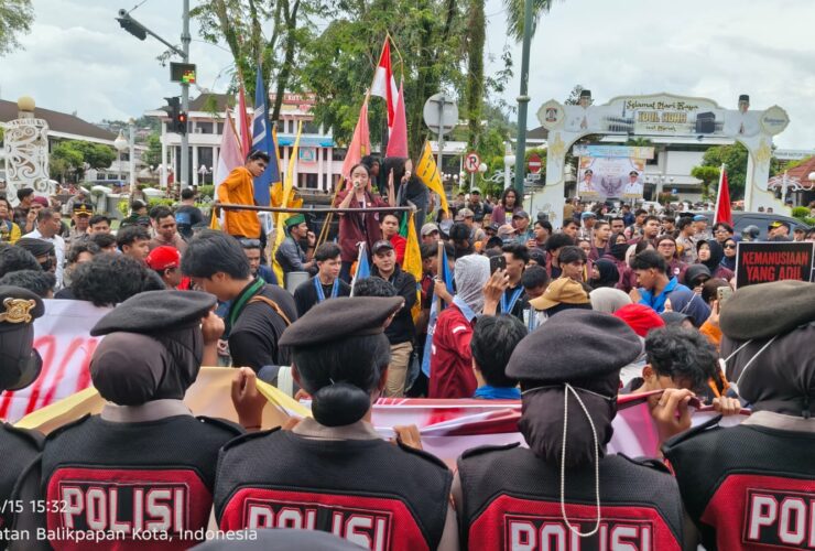 Aliansi Balikpapan Bergerak Gelar Aksi di DPRD, Soroti BBM Subsidi, Begal hingga PJU