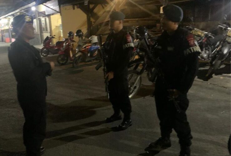 Patroli Dini Hari, Brimob Polda Kaltim Perkuat Pengamanan di Kawasan Strategis Samarinda