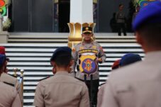 Kapolda Kaltim Pimpin Upacara Korp Kenaikan Pangkat 966 Personel, Tekankan Peningkatan Profesionalisme serta Dedikasi Pengabdian