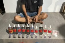 Polda Kaltim Bongkar Sindikat Narkotika Jaringan Malaysia, Sita 5,48 Liter Cairan Positif Metamfetamin dan Amfetamin Senilai Hingga Rp3 Miliar