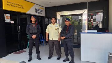 Brimob Polda Kaltim Intensifkan Patroli Dialogis, Ajak Masyarakat Tingkatkan Kewaspadaan terhadap Kriminalitas