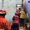 Respon Cepat,  Brimob Kaltim Padamkan Kebakaran Di Jalan Dahor 2 Balikpapan