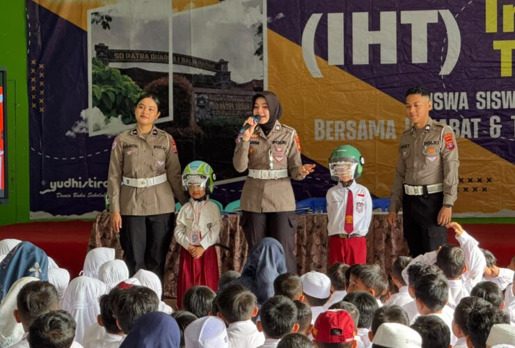 Tanamkan Budaya Tertib Berlalu Lintas Sejak Dini, Ditlantas Polda Kaltim Gelar Polisi Sahabat Anak di Dua Sekolah Dasar di Balikpapan