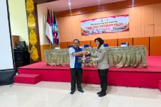Melalui Program Polwan Goes To School Jelang HUT Polwan ke-78, Polwan Polda Kaltim Kunjungi SMP Nasional KPS Balikpapan