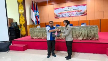 Melalui Program Polwan Goes To School Jelang HUT Polwan ke-78, Polwan Polda Kaltim Kunjungi SMP Nasional KPS Balikpapan
