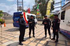 Patroli Malam, Brimob Polda Kaltim Perkuat Pengamanan Samsat dan SPPG di Samarinda